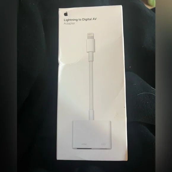 NWT Apple Lightning Connector Adapter - Picture 1 of 4